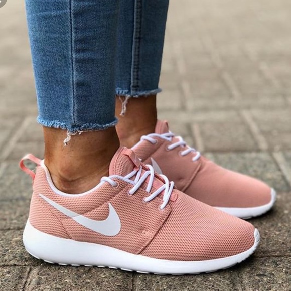 Nike Shoes | New Nike Coral Stardust Roshe One | Poshmark